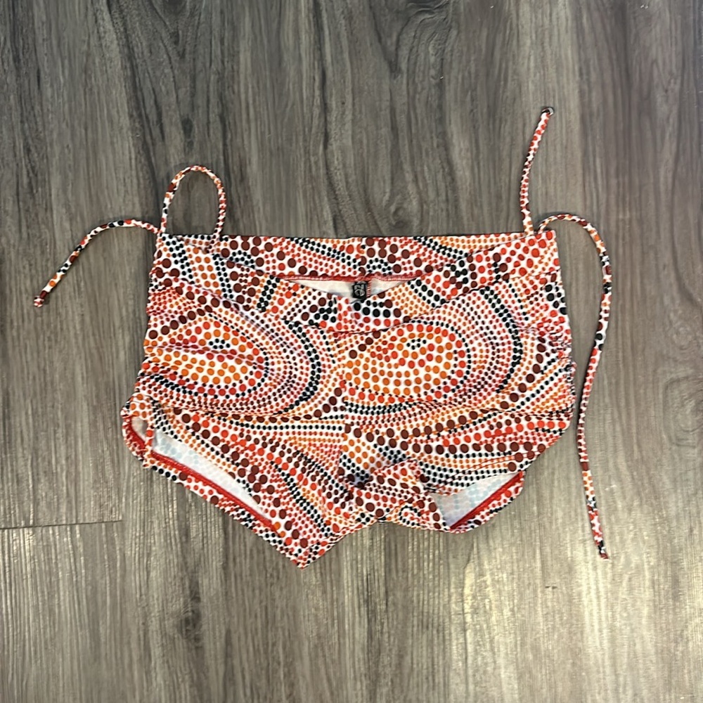 Onzie Hot Yoga short
